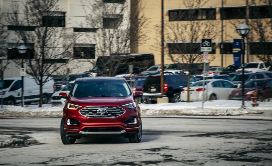  Ford Edge Titanium 2018 года  (NA) (фото 9 из 29)